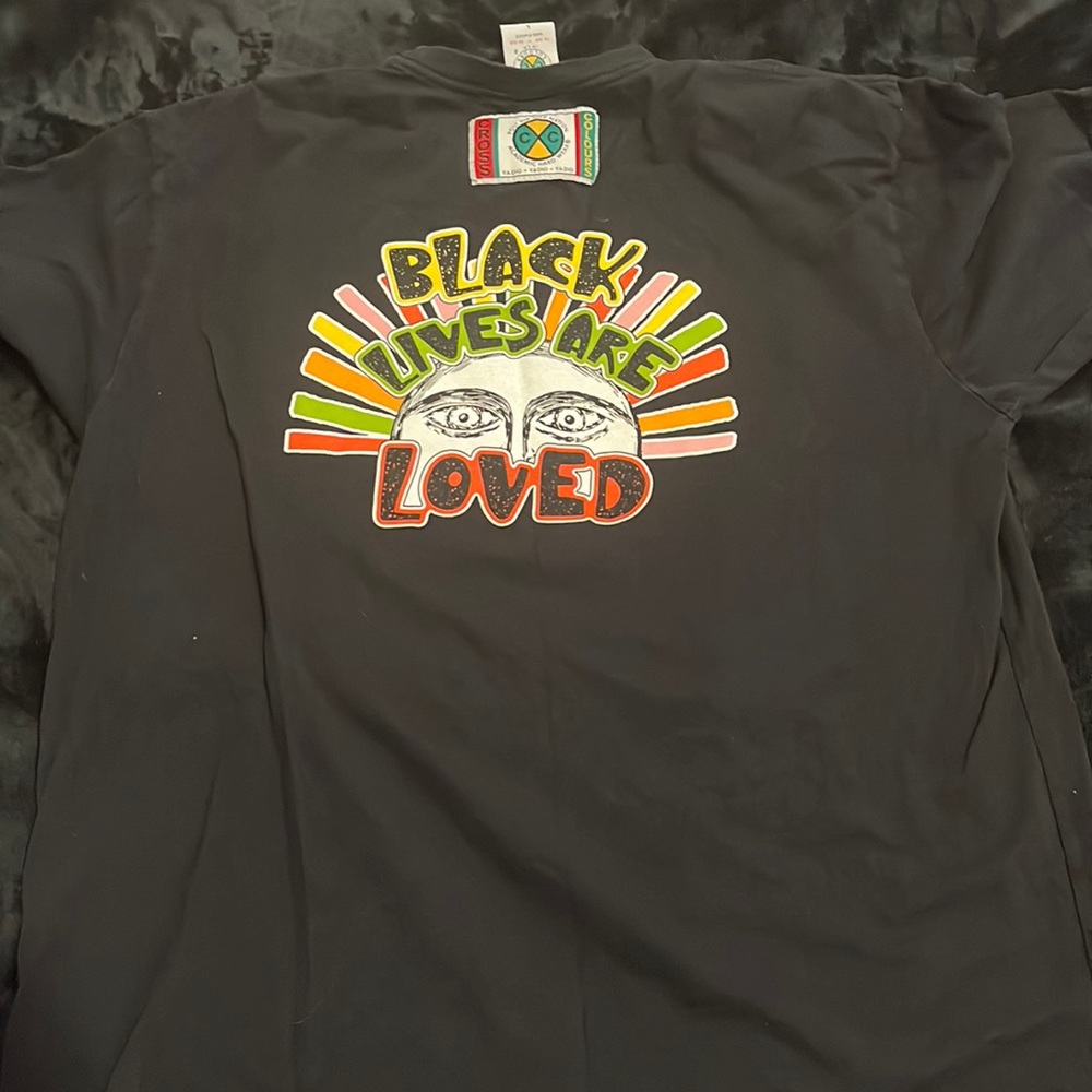 Cross Colours Mens Black Lives Are Loved Short Sleeves Graphic T Shirt